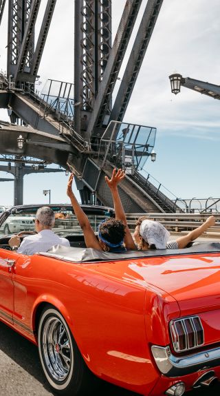 Scenic drive across Sydney Harbour Bridge, Sydney