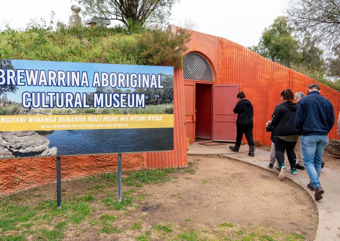 People visiting Brewarrina Aboriginal Cultural Museum and Fish Traps, Brewarrina