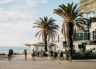 People enjoying the alfresco dining along The Esplanade, South Cronulla Beach, Cronulla