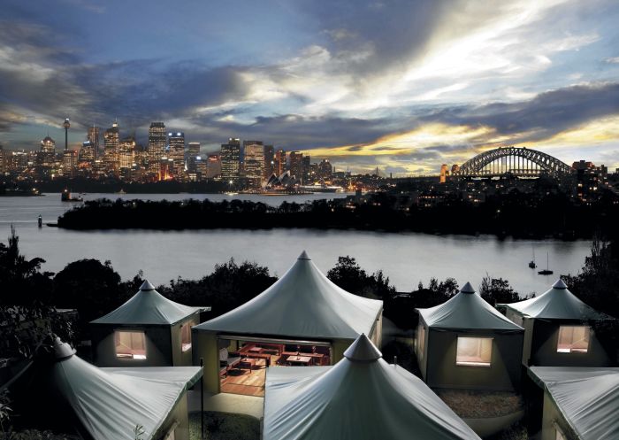 Accommodation overlooking Sydney Harbour for Taronga Zoo's 'Roar and Snore'