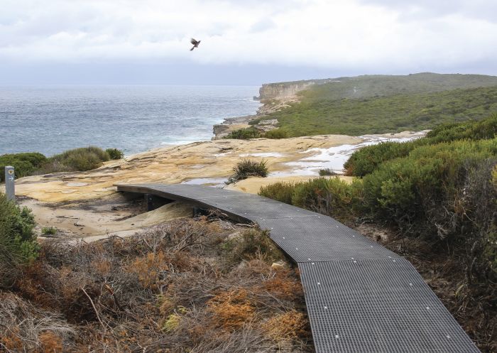 Bundeena to Wedding Cake Rock