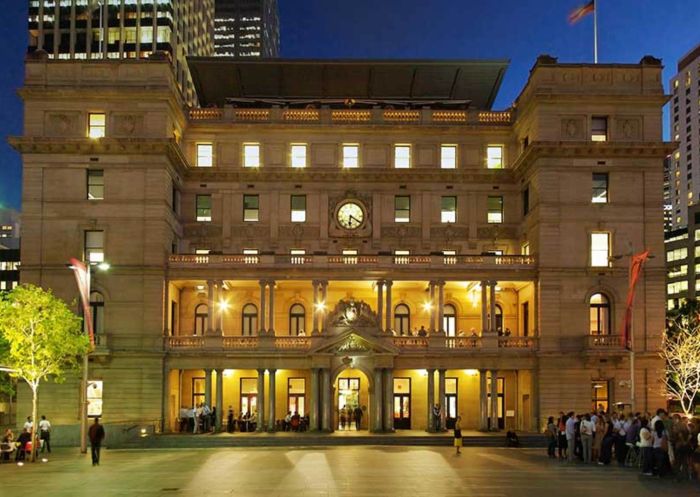 Customs House at night 