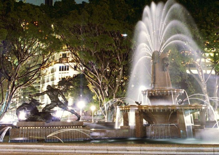 Hyde Park at night