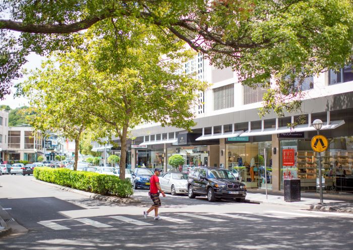 Shopping at Knox Street in Double Bay, Sydney East
