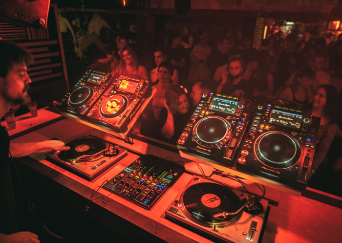 Club 77, Darlinghurst - Credit: Benjamin Wesser Club 77 at Darlinghurst, Inner Sydney