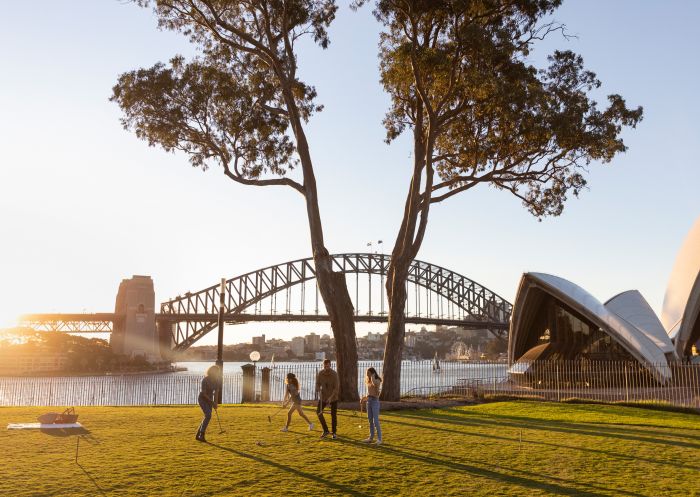 Family enjoying a day out, Royal Botanic Garden