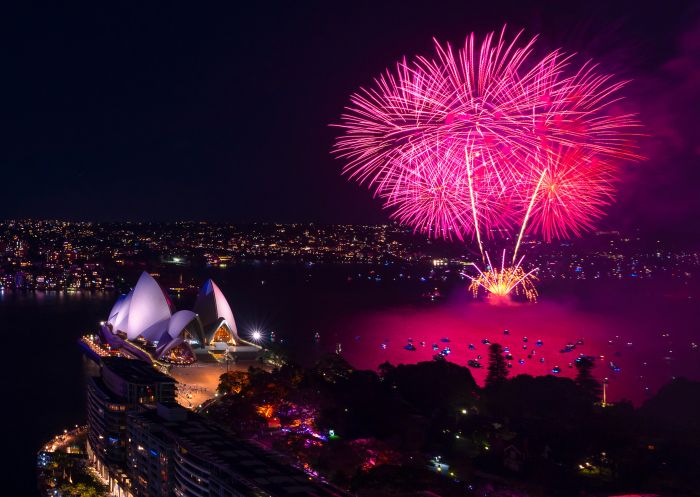 Fireworks on Sydney Harbour for Sydney New Year's Eve 2021, Sydney Harbour 