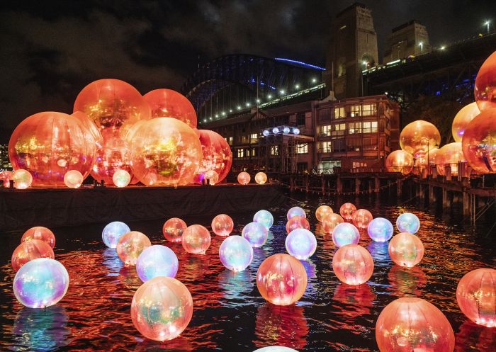 Ephemeral Oceanic light installation at Vivid Sydney 2022, Walsh Bay