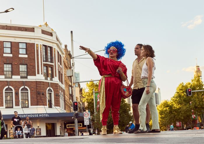 Couple enjoying wonder Mumma Walking Tour in Oxford St, Sydney