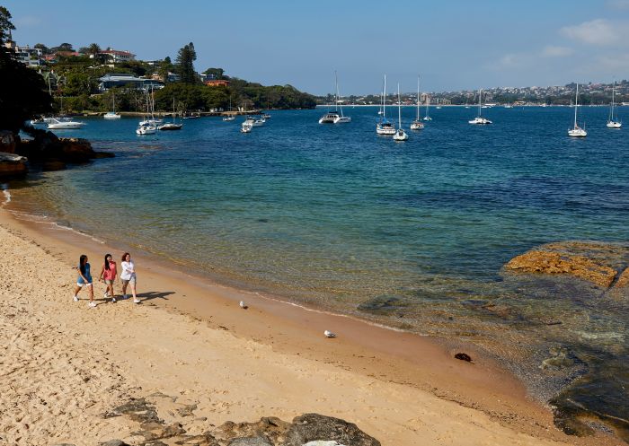 Friends on the Hermitage Foreshore Track, Vaucluse