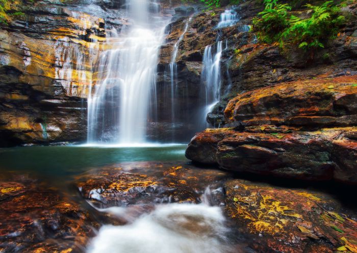 Empress Falls, Blue Mountains Water flowing down Empress Falls at Empress Canyon, Blue Mountains