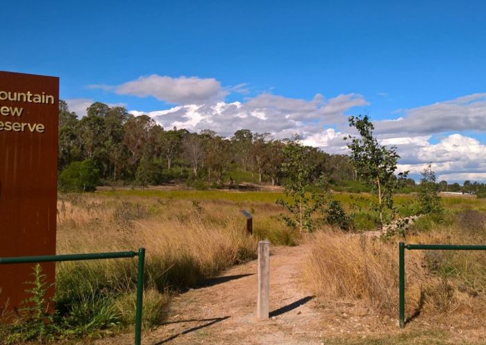 Entry point to Mountain View Reserve, Cranebrook