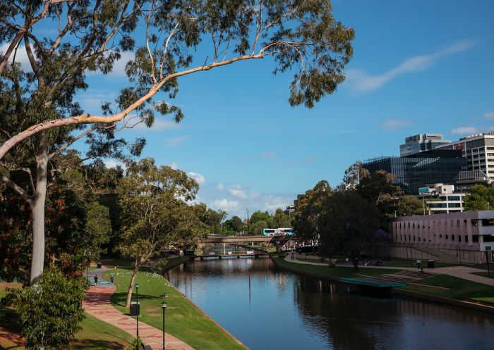 Parkland and pedestrian walkways along Parramatta River, Parramatta
