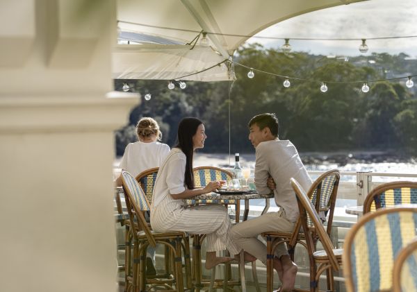 Brunch at Bathers Pavilion overlooking Balmoral Beach