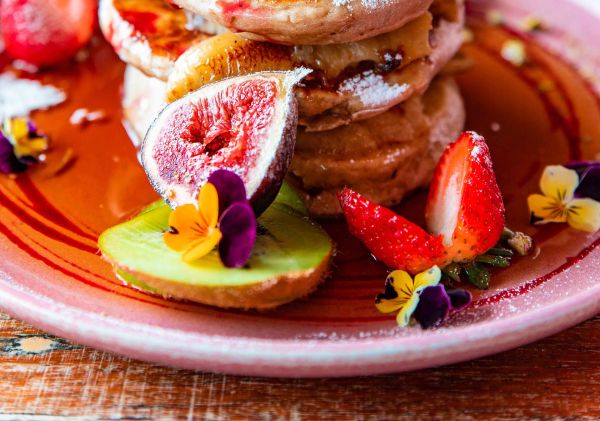 Speedo's Cafe - Pancake Stack. Image Credit: CPM Online Marketing