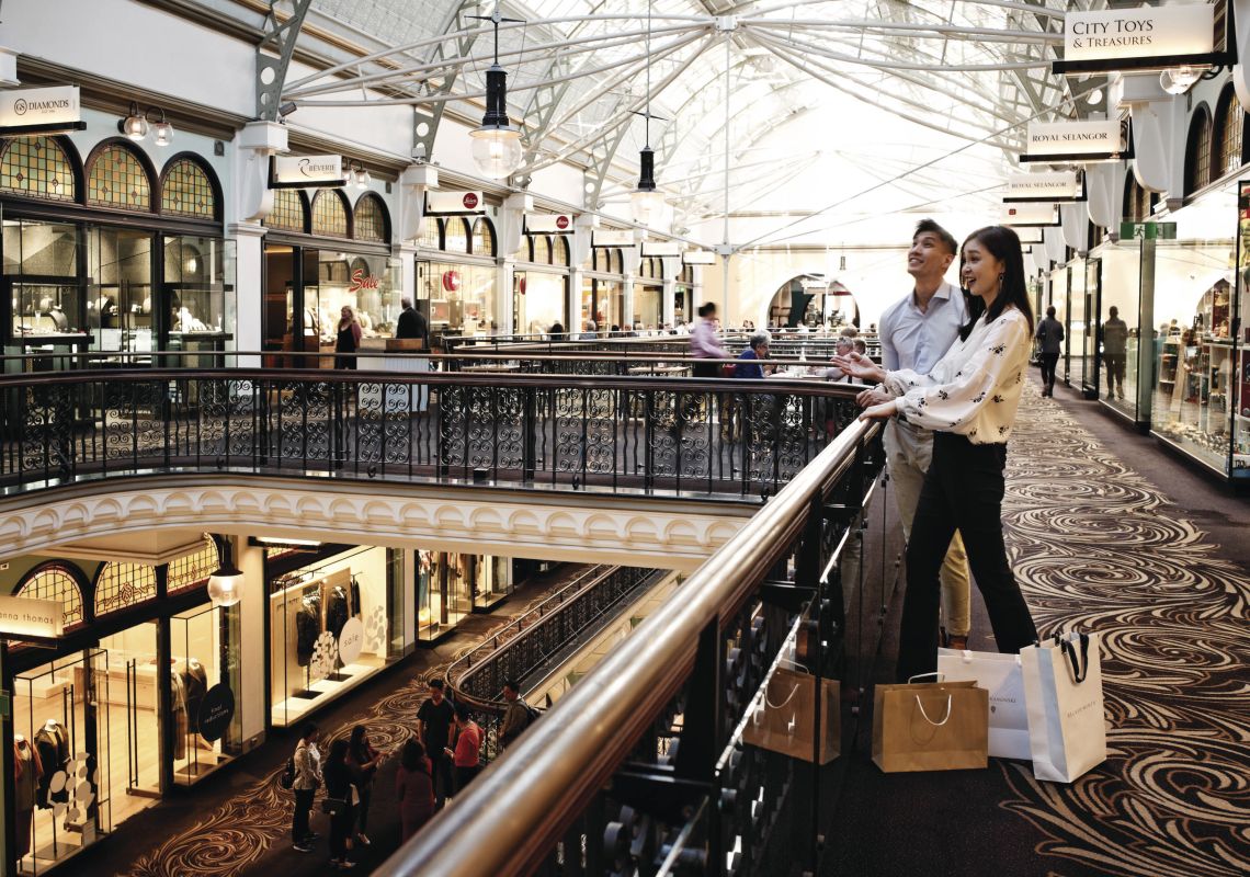 Queen Victoria Building Couple shopping in the Queen Victoria Building