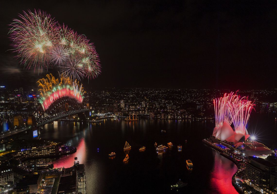 New Year's Eve fireworks, Sydney Sydney's New Year's Eve fireworks, Sydney harbour