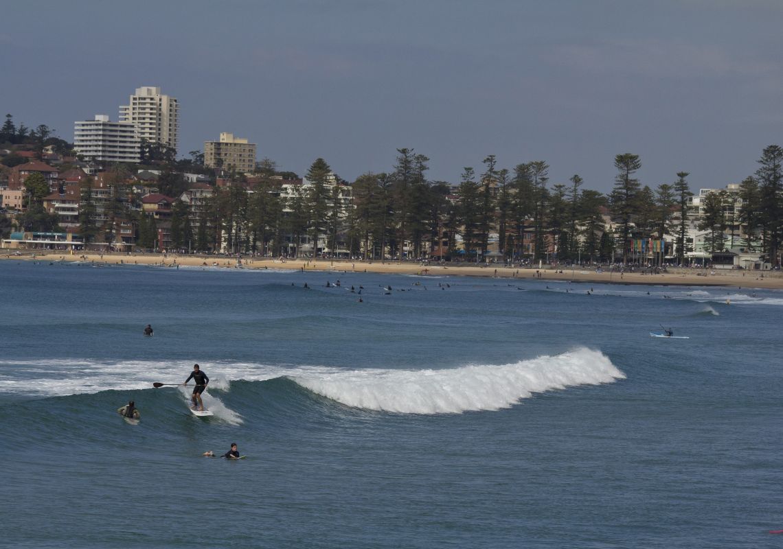 Queenscliff beach, Manly Surfing at Queenscliff Beach in Manly, Sydney North