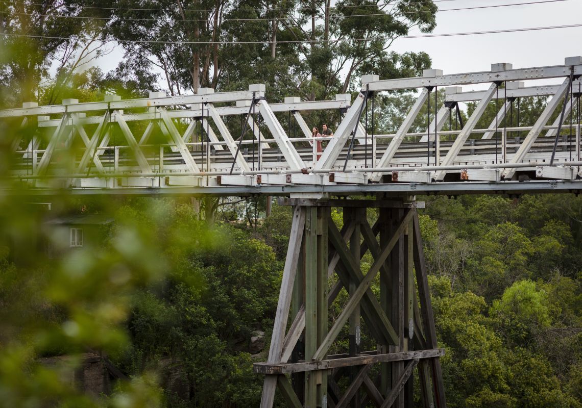 Picton Railway Viaduct, Picton Couple enjoying a visit to the Picton Railway Viaduct in Picton, Sydney west
