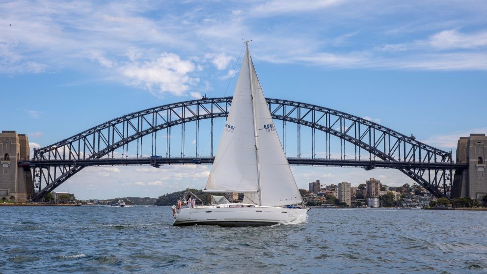 Lunch and Dinner Cruises on Sydney Harbour