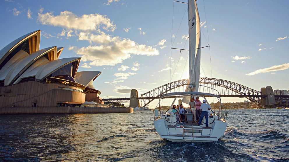 Sail on Sydney Harbour