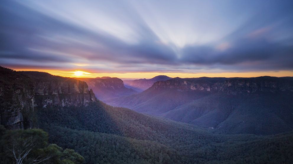 Sun setting over the Grose Valley in the Blue Mountains National Park