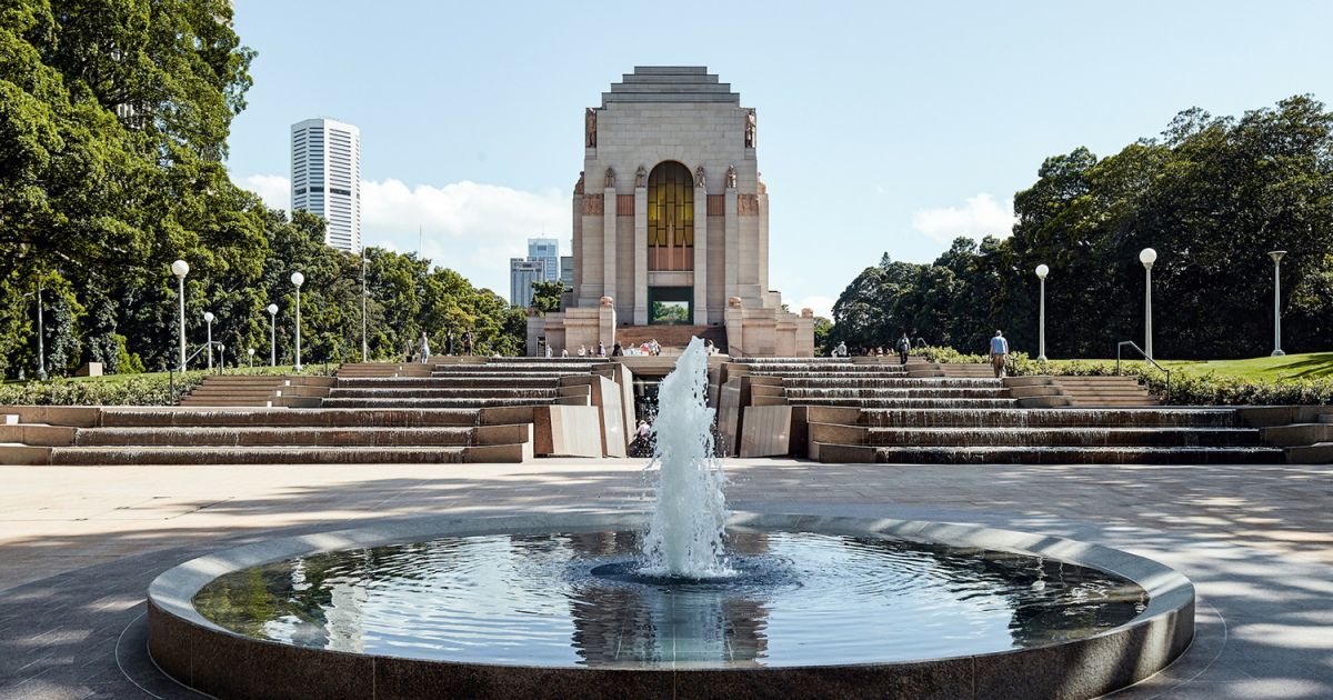 Does Australia Get A Public Holiday For Anzac Day : There's A Beach Party Happening This Anzac Day | Urban ... : The first 'anzac day' was more of a patriotic holiday that aimed to raise awareness of the soldiers' efforts and to raise funds, rather than the serious commemoration it became.