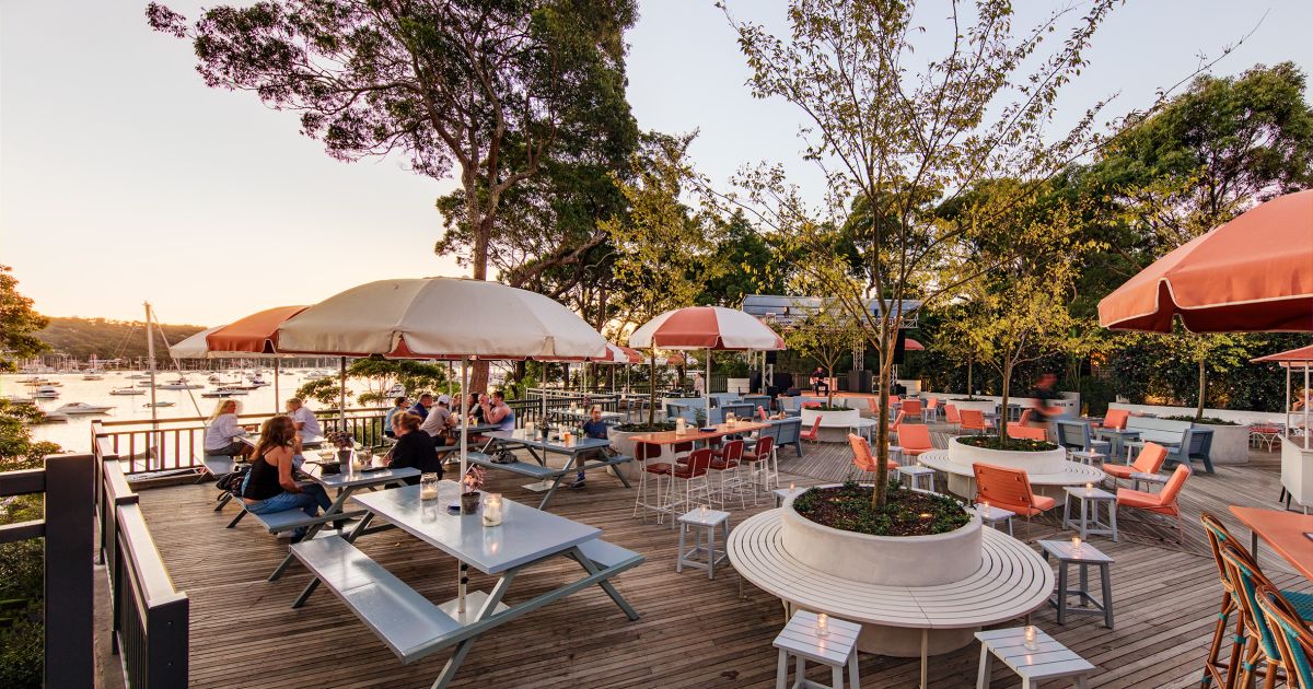restaurants with outdoor seating near me