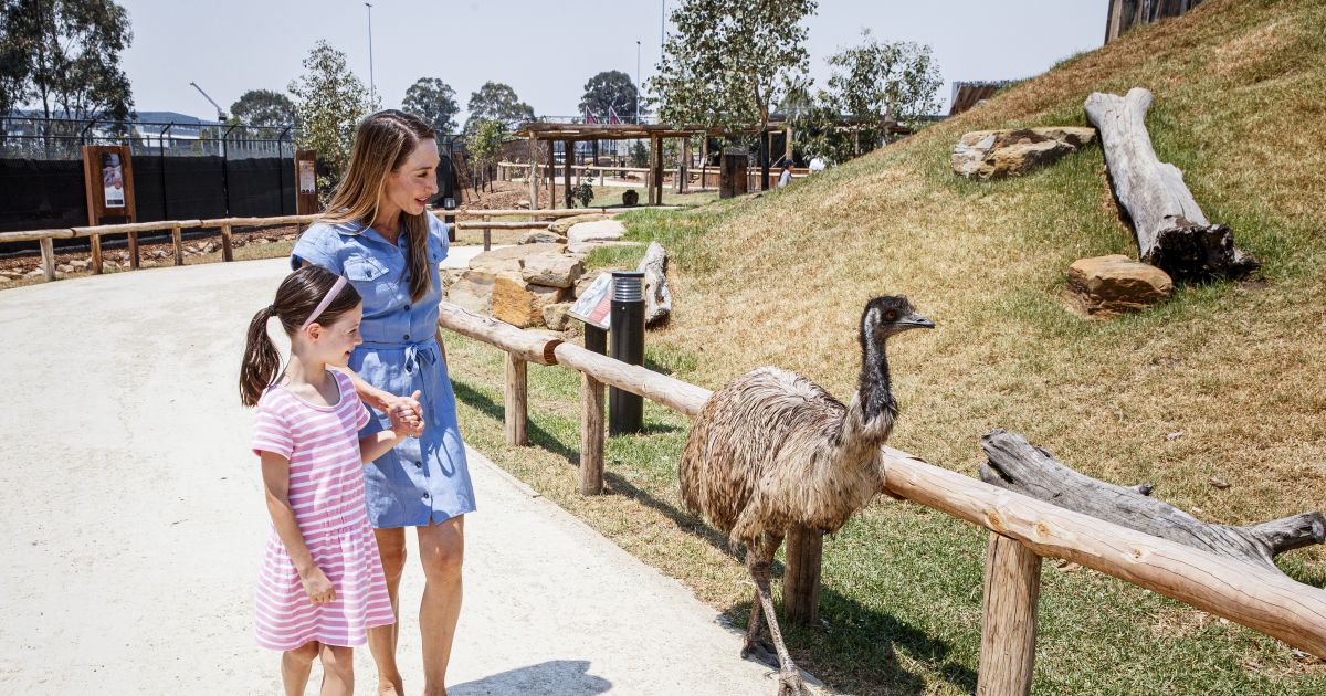 how long to visit sydney zoo