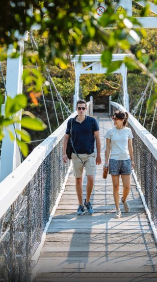 Couple enjoying a scenic walk around Parsley Bay, Vaucluse
