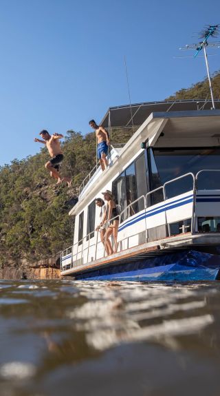 House boating in the Hawkesbury