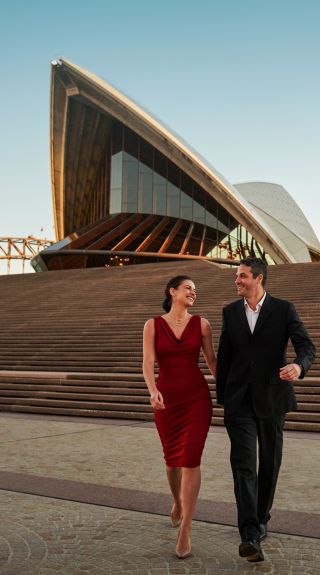 Evening out at Sydney Opera House, Sydney City, Image Credit: Destination NSW