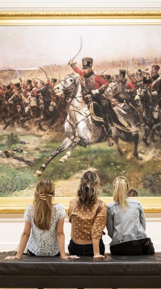 Friends enjoying a visit the the Art Gallery of New South Wales