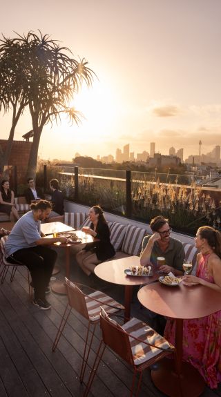 The Light Brigade, Woollahra