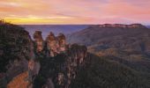 Three Sisters - Sunrise over Jamison Valley, Blue Mountains