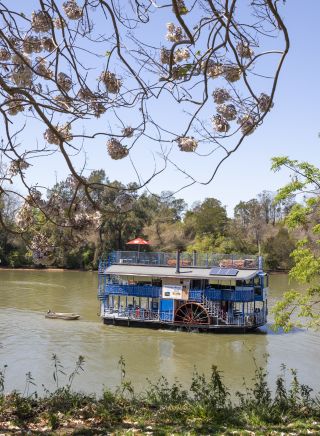 The Hawkesbury Paddlewheeler on the scenic Hawkesbury River in Windsor