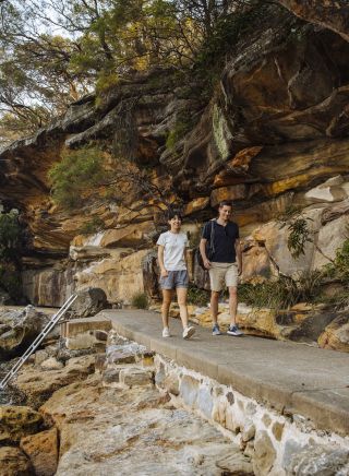 Couple enjoying a scenic walk around Parsley Bay, Vaucluse