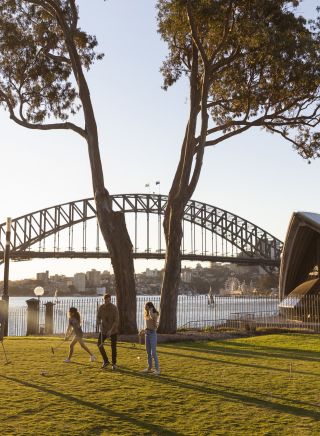 Royal Botanic Garden in front of the Sydney Opera House