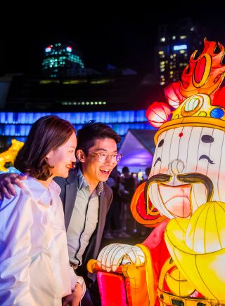 Couple enjoying Chinese New Year Lantern Festival 2018, Darling Harbour