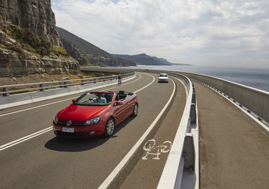 Drive along Sea Cliff Bridge, Wollongong