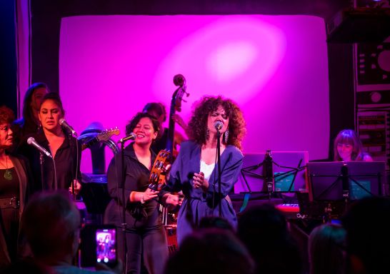 Jade McRae performing, Ziggy's Barber Salon's pop-up, Vivid Sydney, Sydney 